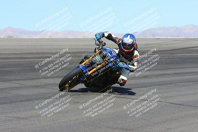 media/May-06-2024-Moto Forza (Mon) [[b33359f27d]]/1-Advanced/Session 2 (Bowl)/